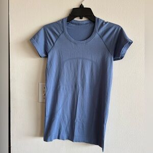 Lululemon Swiftly Tech 2.0 hip length short sleeve shirt - 8